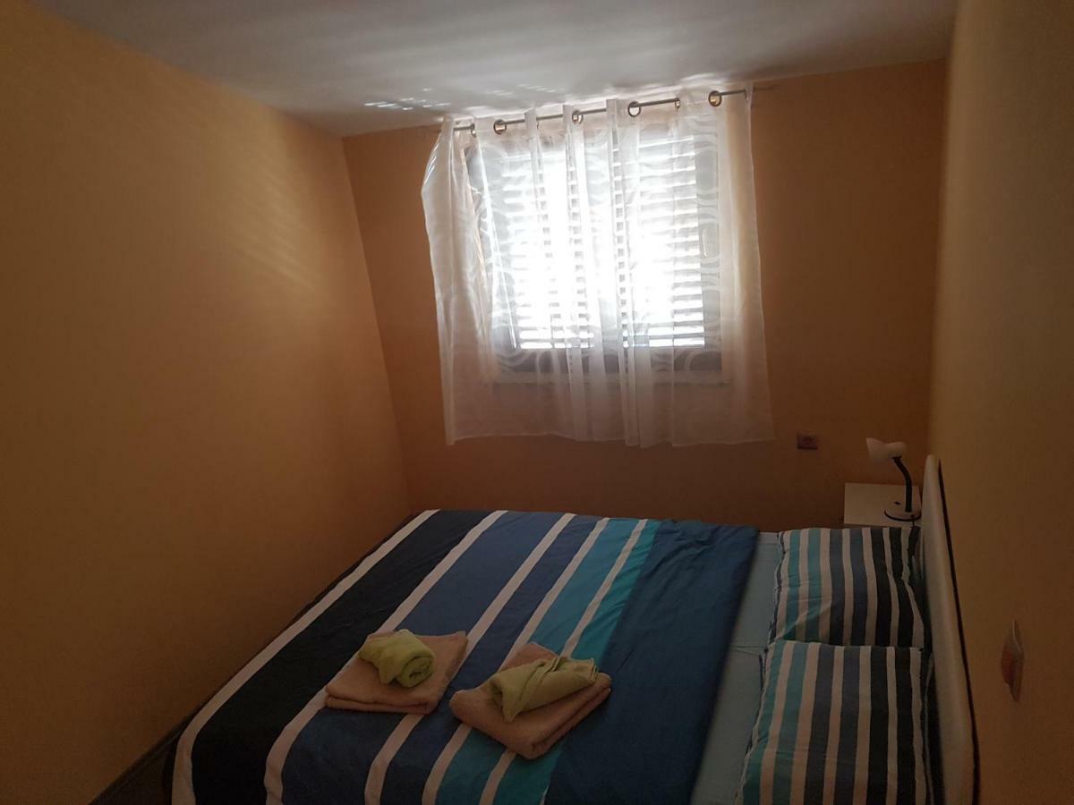 Apartman Vil Apartment Sveti Vid-Miholjice Exterior photo